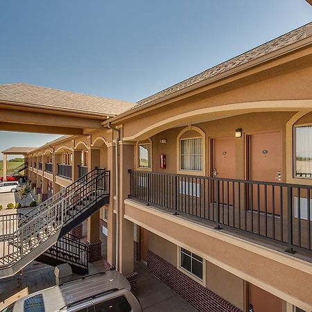 Executive Inn & Suites Кушинг Екстер'єр фото