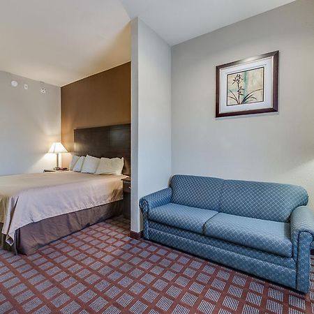 Executive Inn & Suites Кушинг Екстер'єр фото