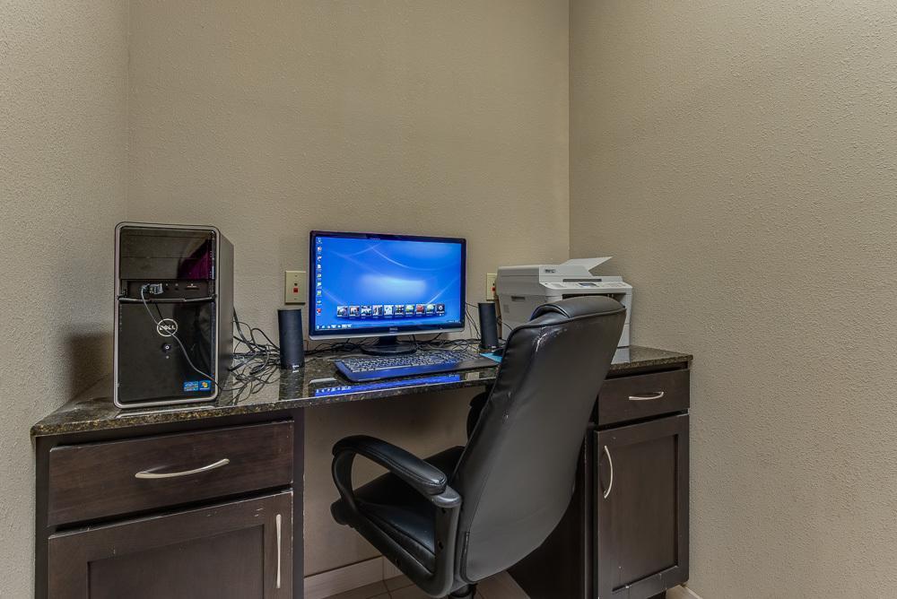 Executive Inn & Suites Кушинг Екстер'єр фото