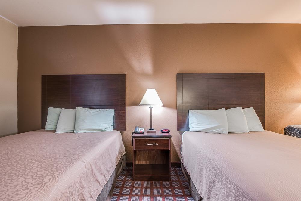 Executive Inn & Suites Кушинг Екстер'єр фото